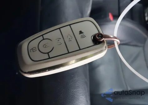 2021 Ford Explorer St z USA, uszkodzony, nr VIN 1FM5K8GC7MGC18525